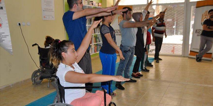 Engelliler Savunma Sporu Öğreniyor