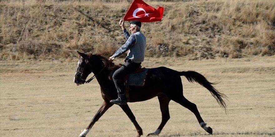 'Cirit Sevgisi' Köy Halkını Sahaya İndirdi