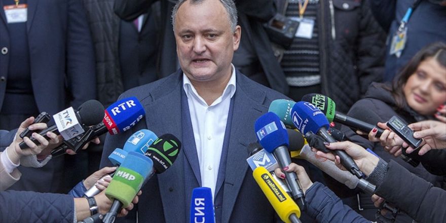 Moldova'da Yeni Cumhurbaşkanı Rus Yanlısı Dodon Oldu