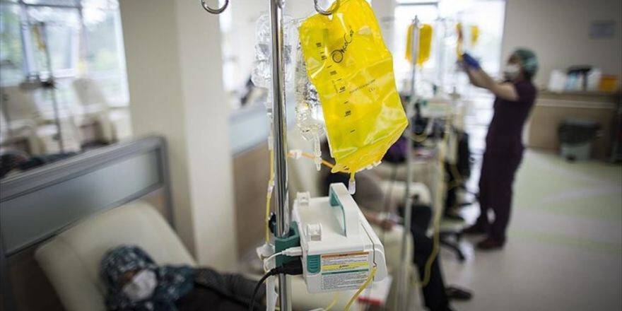'En Sık Görülen 10 Kanserden 4'ü Kadın Kanseri'