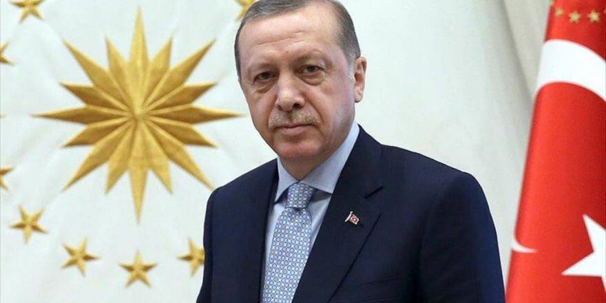Erdoğan, Altın Madalya Alan Reçber'i Kutladı