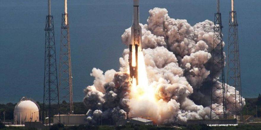 Uçaklara Türbülans Uyarısı Yapacak Uydu Fırlatıldı