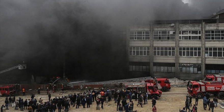 'Bayrampaşa'daki Yangın Kontrol Altına Alındı'