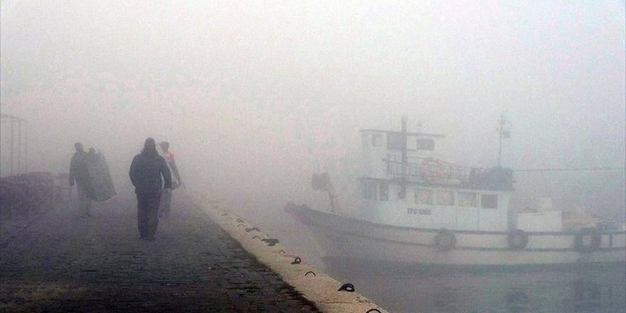Çanakkale Boğazı, Yoğun Sis Nedeniyle Gemi Geçişlerine Kapatıldı