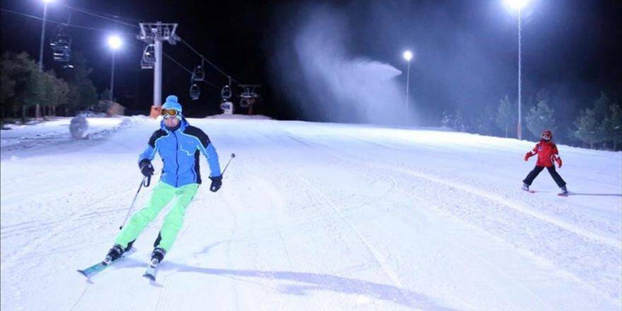 Türkiye'nin 'Çatısında' Kayak Heyecanı Başlıyor