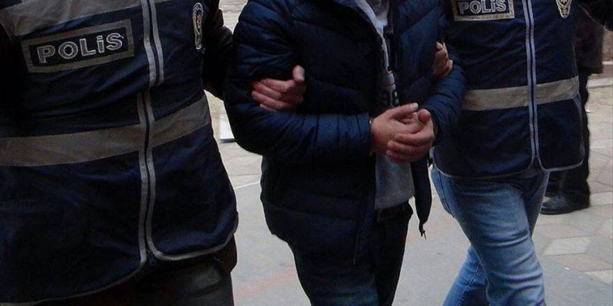 Sivas'taki Fetö/pdy Soruşturmasında 3 Asker Gözaltına Alındı