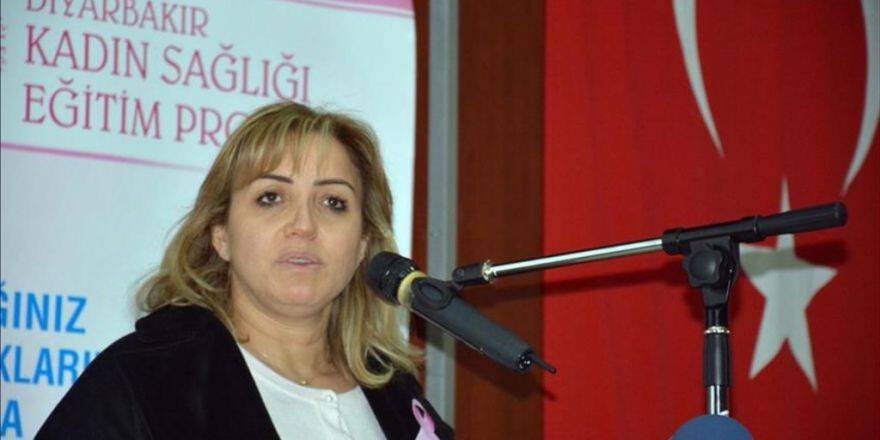 Bakan Soylu'nun Eşi, Diyarbakırlı Kadınlarla Bir Araya Geldi