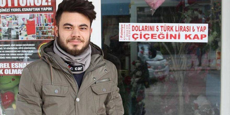 Dolar Bozdurana Çiçek Bedava