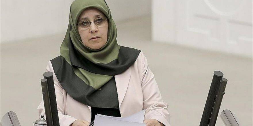 Hdp İstanbul Milletvekili Hüda Kaya Gözaltına Alındı