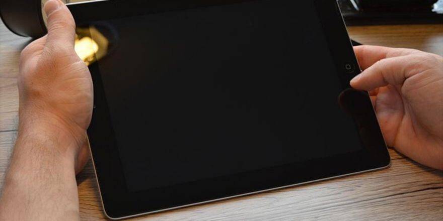 Fetö Kaymakamlara 'Bylock' Yüklü Tablet Dağıtmış