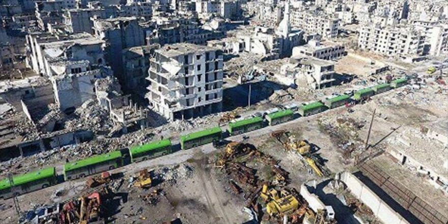 Halep'teki Tahliye Konvoyu Yeniden Hareket Etti