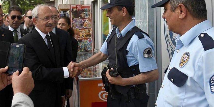 Chp'den Polise "Yanınızdayız" Mesajı