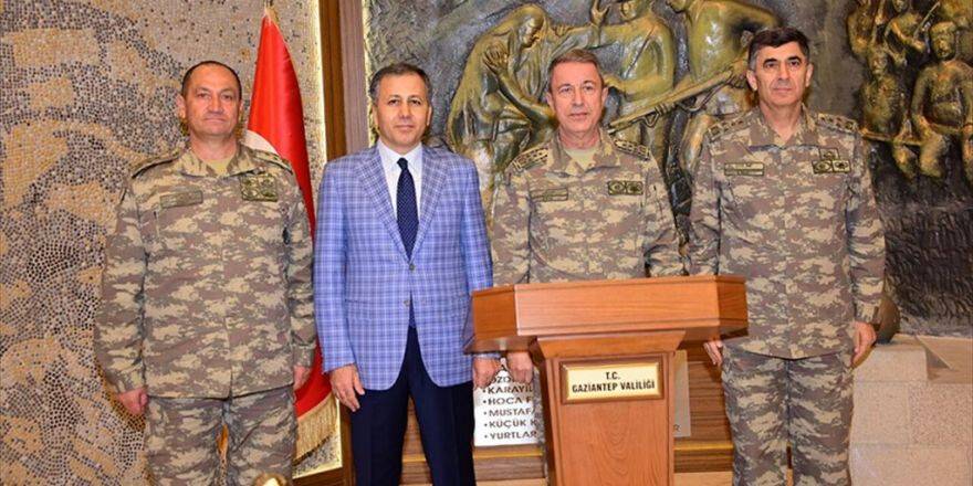 Orgeneral Akar Sınır Birliklerini Denetledi