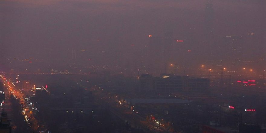 Çin'de Hava Kirliliği Nedeniyle Kırmızı Alarma Geçildi