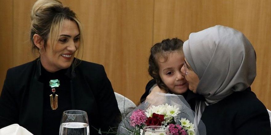 Emine Erdoğan Şehit Aileleriyle Bir Araya Geldi