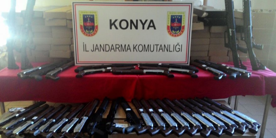 Konya’da kaçak silah operasyonu