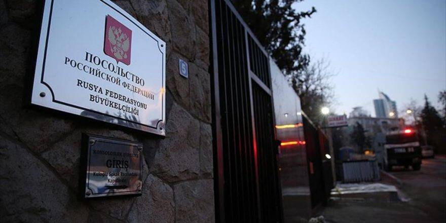 Rus Büyükelçiliği Önünde Yoğun Güvenlik Önlemleri Alındı
