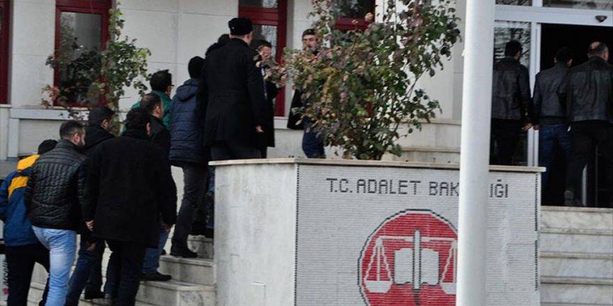 Gözaltına Alınan Fetö'cü Asker Sayısı 236'ya Yükseldi