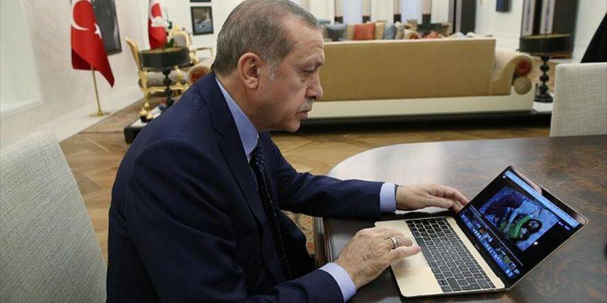 Cumhurbaşkanı Erdoğan, Aa'nın 'Yılın Fotoğrafları' Oylamasına Katıldı