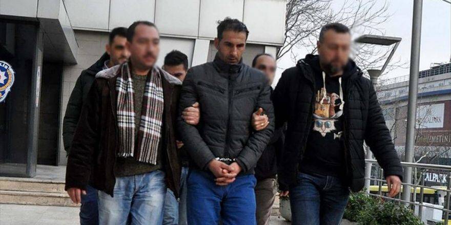 Bursa'da Fetö Bahanesiyle Yaşlı Kadın 90 Bin Lira Dolandırıldı