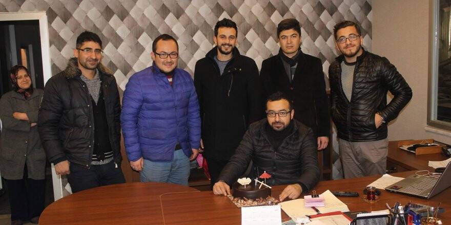 TÜRSİAD Genel Başkanı Mahmut Çınar Dostlarından sürpriz doğum günü kutlaması