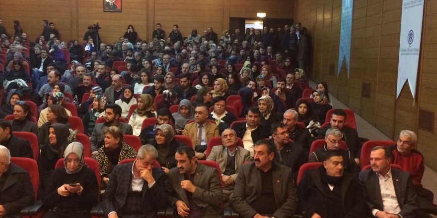 Başkanlık Sistemi ve Yeni Türkiye konulu seminer başladı