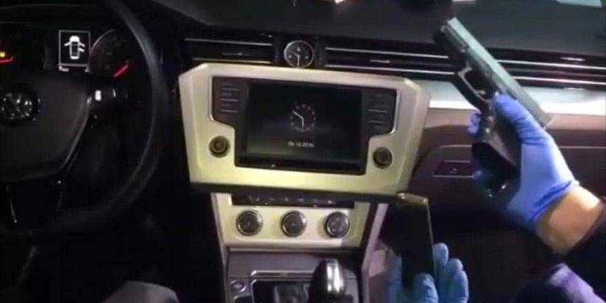 Uzaktan Kumandalı Gizli Bölme Polisi Bile Şaşırttı