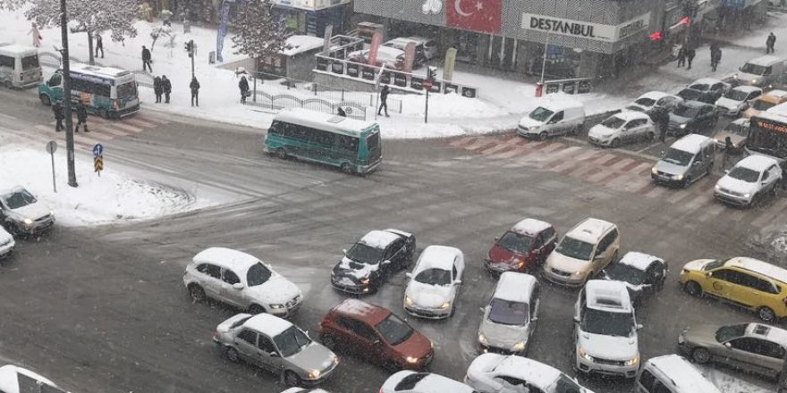 Konya'da trafik durdu