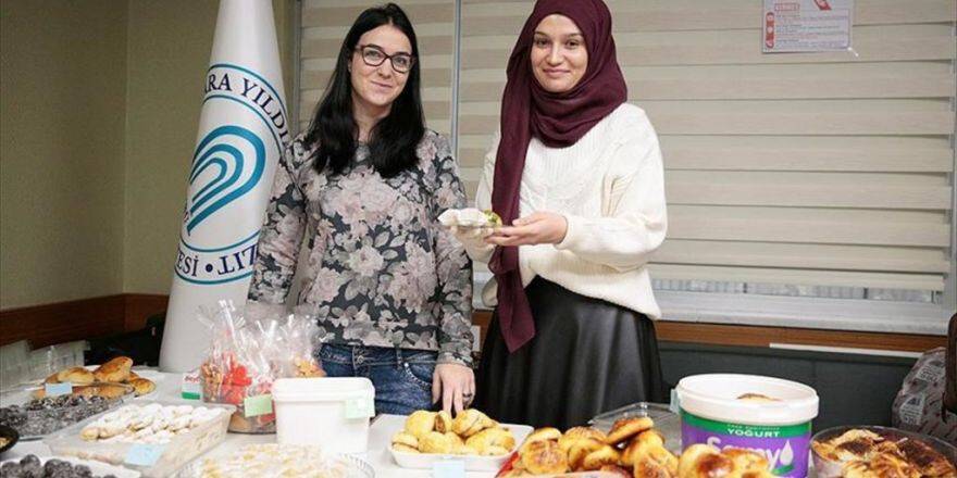 Öğrenciler Haleplilere Yardım İçin Kermes Düzenledi