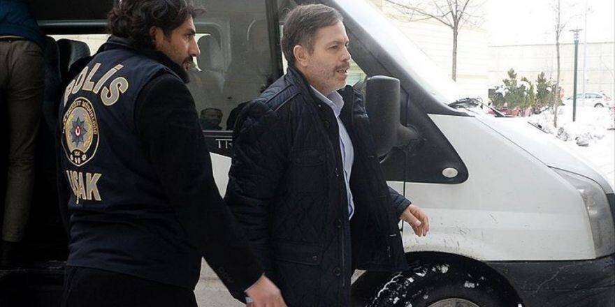 Uşak Üniversitesi Rektörü Çelik Fetö/pdy Soruşturmasında Tutuklandı