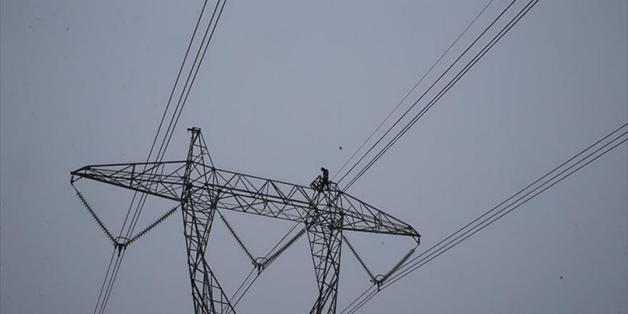 Başkent Edaş Ve Ayedaş Elektrik Kesintilerini İptal Etti