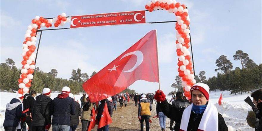 'Türkiye Şehitleriyle Yürüyor' Etkinliği Başladı