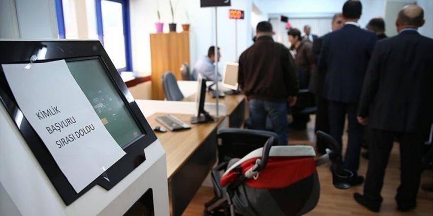 Çipli Kimlik Kartlarına Yoğun Başvuru