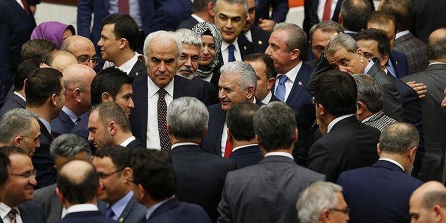 Anayasa Değişikliği Teklifinin İkinci Maddesi 343 Oyla Kabul Edildi