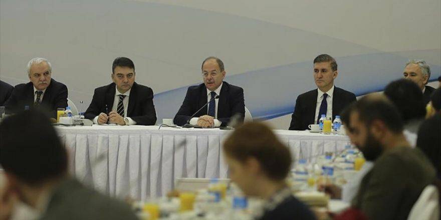 'Sağlık Bakanlığında 6 Bin 315 Kişi Memuriyetten Çıkarıldı'