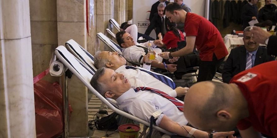 Tbmm'den Kızılay'ın Kan Bağışı Kampanyasına Destek