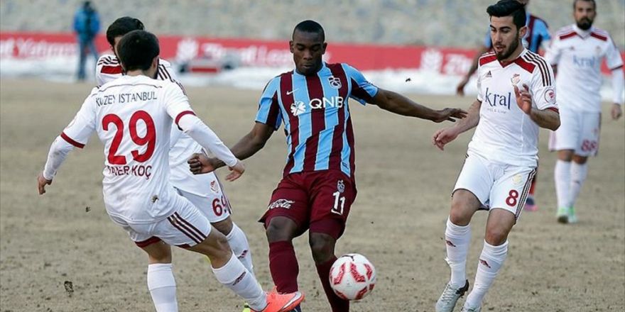 Trabzonspor Turu Zora Soktu