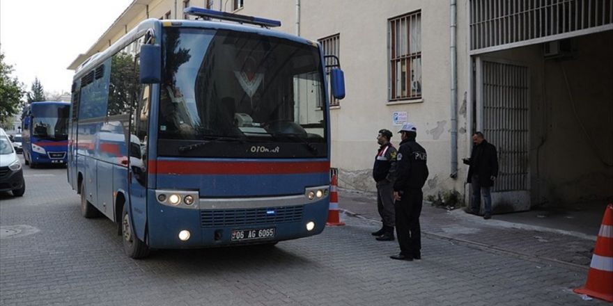 Adana'daki Fetö Davasında 5 Eski Subaya Ağırlaştırılmış Müebbet Hapis