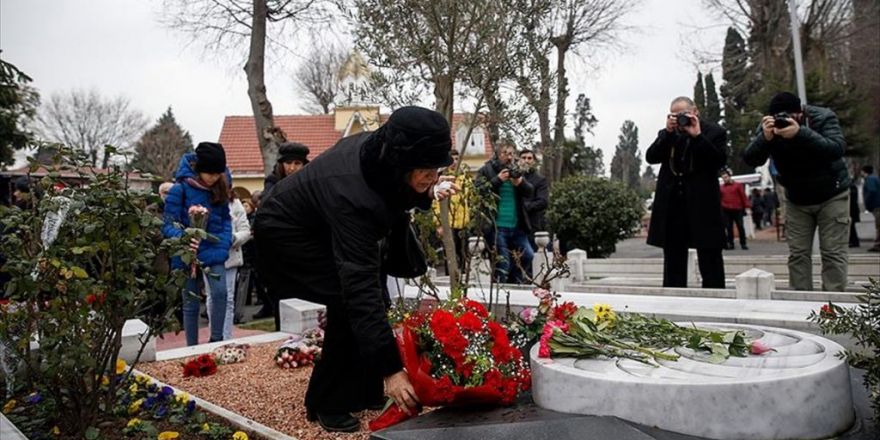 Hrant Dink Mezarı Başında Anıldı