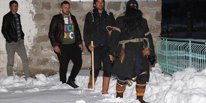 Saya Geleneği Yüzlerce Yıldır Sürdürülüyor