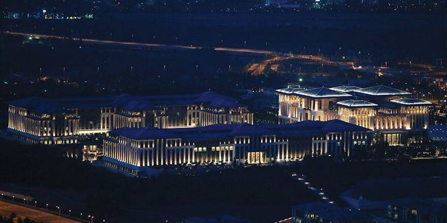 Anayasa Değişiklik Kanunu Cumhurbaşkanlığına Gönderildi