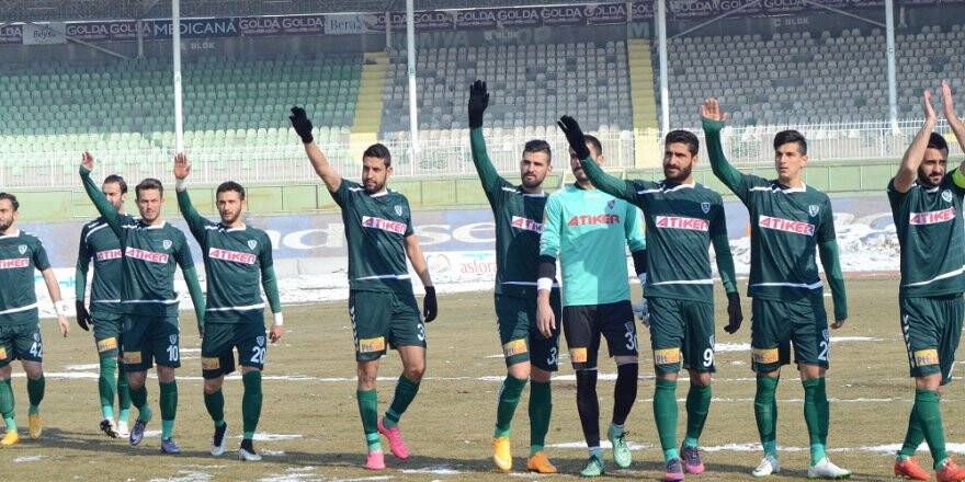 Eksikler düşündürüyor