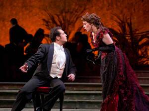 "La Traviata" Son Kez Sahnelendi