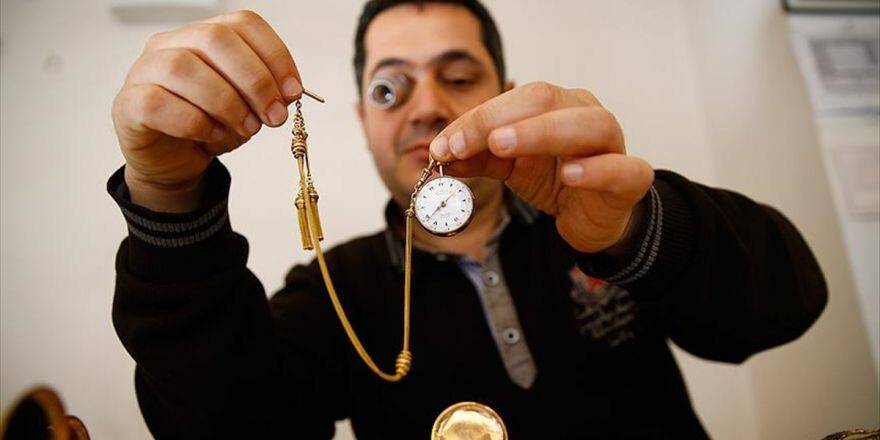 Paşaların, Kardinallerin Saatleri Aynı Koleksiyonda