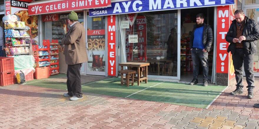 Güvenlik kamerasını da çaldılar, yine de yakalandılar