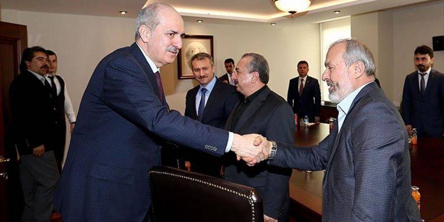 Kurtulmuş Ak Parti Ordu İlçe Başkanlarıyla Bir Araya Geldi