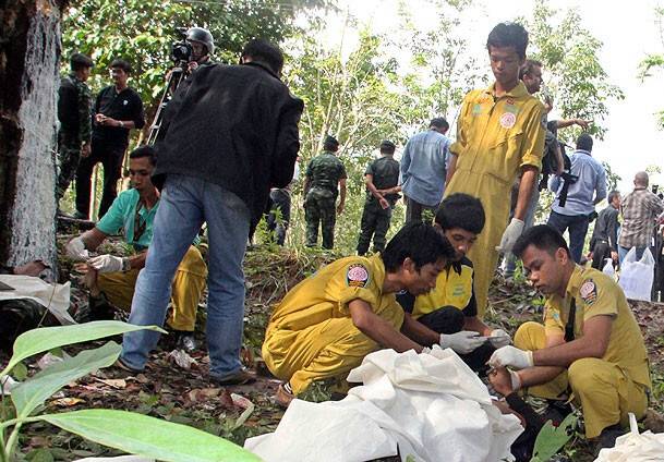 Tayland'da askeri üsse saldırı