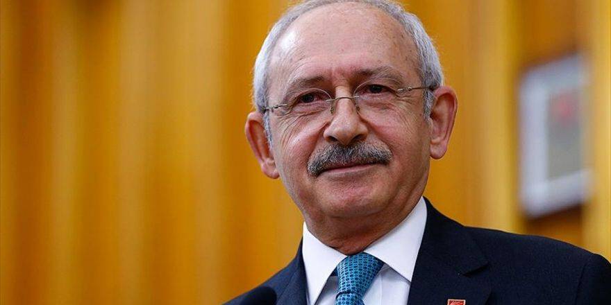 Kılıçdaroğlu Sevgililer Günü'nü Kutladı
