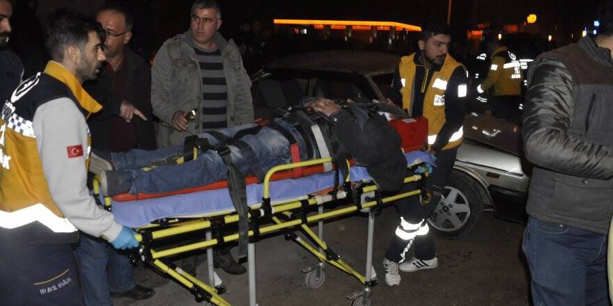 Seydişehir’ de iki otomobil çarpıştı: 6 yaralı