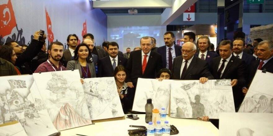 Erdoğan  CNR Kitap Fuarı'nı gezdi